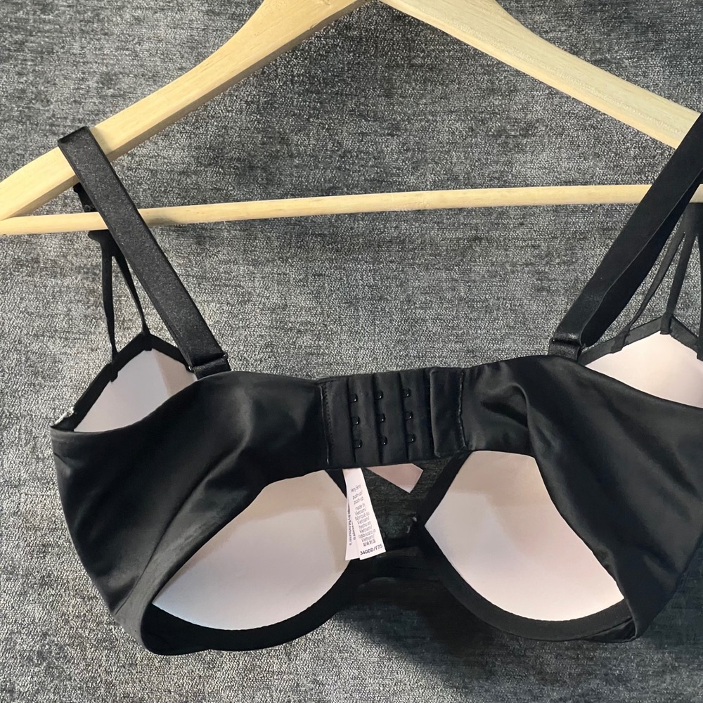 Victoria's Secret Black Satin Push Up Bra Rhinestone Star Straps Size 34DDD‎ - Picture 4 of 5